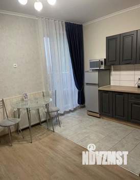 Студия квартира, на длительный срок, 33м2, 9/24 этаж