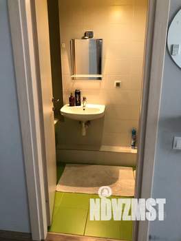 Студия квартира, посуточно, 35м2, 3/10 этаж