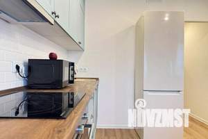1-к квартира, посуточно, 35м2, 4/9 этаж