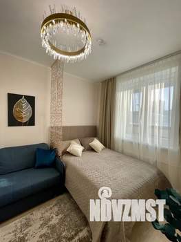 1-к квартира, посуточно, 36м2, 3/18 этаж