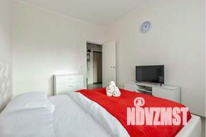 1-к квартира, посуточно, 33м2, 9/25 этаж