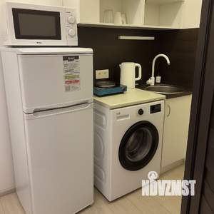 Студия квартира, посуточно, 20м2, 1/17 этаж