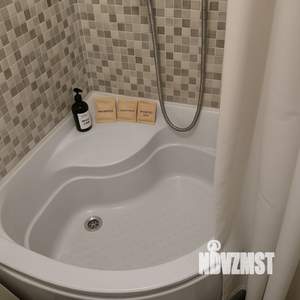 1-к квартира, посуточно, 20м2, 1/1 этаж