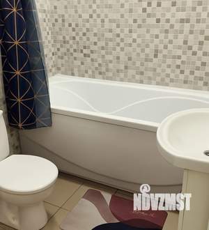 Студия квартира, посуточно, 20м2, 1/17 этаж