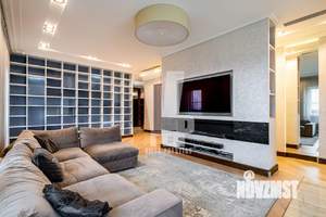 4-к квартира, на длительный срок, 135м2, 7/8 этаж