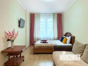 1-к квартира, посуточно, 40м2, 21/24 этаж