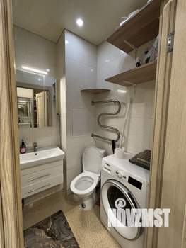 Студия квартира, посуточно, 27м2, 10/25 этаж