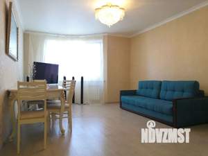 1-к квартира, посуточно, 52м2, 7/17 этаж