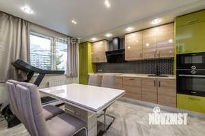 4-к квартира, на длительный срок, 126м2, 3/12 этаж