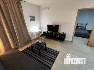 1-к квартира, посуточно, 42м2, 1/1 этаж