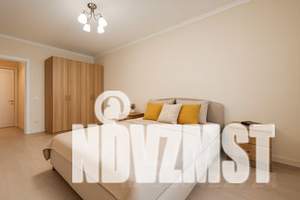 1-к квартира, посуточно, 38м2, 21/27 этаж