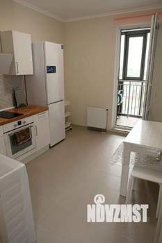 1-к квартира, посуточно, 38м2, 8/25 этаж