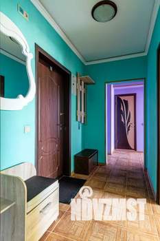 3-к квартира, посуточно, 58м2, 18/22 этаж