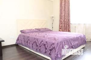 1-к квартира, посуточно, 60м2, 8/20 этаж