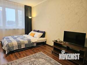 1-к квартира, посуточно, 44м2, 9/17 этаж