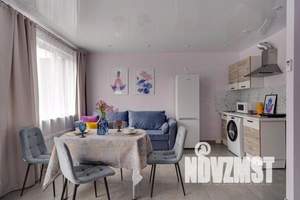 1-к квартира, посуточно, 40м2, 1/8 этаж