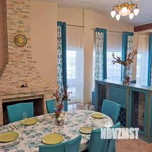 3-к квартира, на длительный срок, 172м2, 3/3 этаж