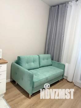 1-к квартира, посуточно, 37м2, 18/28 этаж