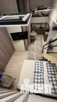 Студия квартира, посуточно, 37м2, 1/8 этаж