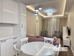 3-к квартира, на длительный срок, 70м2, 13/45 этаж