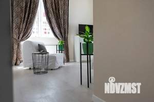 2-к квартира, посуточно, 65м2, 25/32 этаж