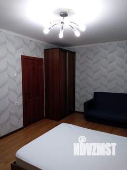 1-к квартира, посуточно, 43м2, 4/10 этаж