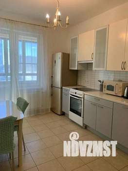 3-к квартира, посуточно, 60м2, 1/1 этаж