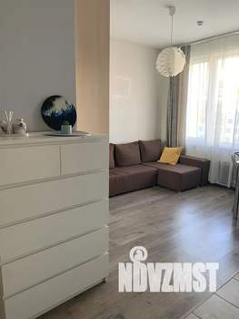 Студия квартира, посуточно, 30м2, 8/10 этаж