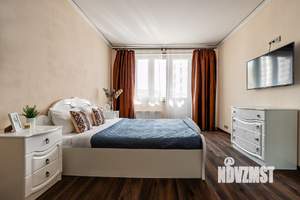 3-к квартира, посуточно, 58м2, 1/1 этаж