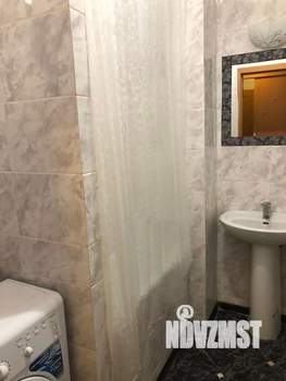 Студия квартира, посуточно, 35м2, 9/25 этаж