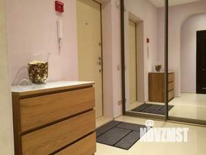 1-к квартира, посуточно, 45м2, 19/32 этаж