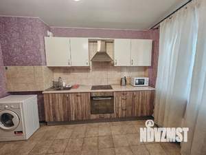 1-к квартира, посуточно, 65м2, 1/1 этаж