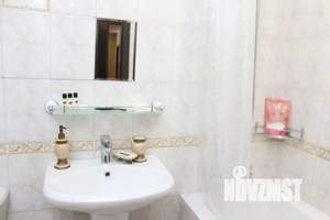 1-к квартира, посуточно, 60м2, 8/20 этаж