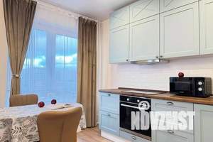 1-к квартира, посуточно, 35м2, 4/9 этаж