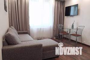 2-к квартира, посуточно, 47м2, 5/23 этаж