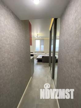 Студия квартира, посуточно, 18м2, 18/30 этаж