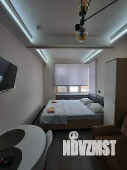 Студия квартира, посуточно, 24м2, 5/44 этаж