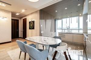 4-к квартира, на длительный срок, 135м2, 7/8 этаж