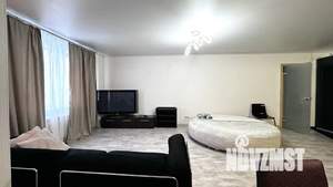 1-к квартира, посуточно, 60м2, 2/22 этаж