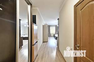 Студия квартира, посуточно, 52м2, 6/25 этаж