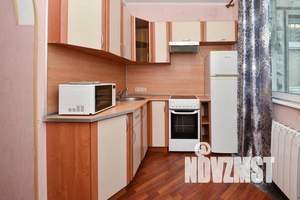 1-к квартира, посуточно, 44м2, 1/17 этаж