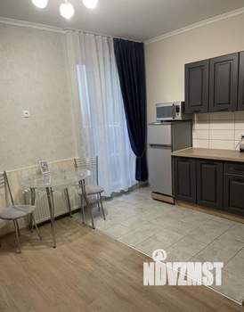 Студия квартира, на длительный срок, 33м2, 9/24 этаж