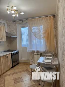 1-к квартира, посуточно, 42м2, 8/17 этаж