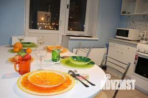 1-к квартира, посуточно, 44м2, 1/1 этаж