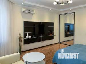 1-к квартира, посуточно, 40м2, 6/17 этаж