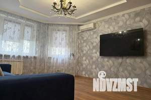 1-к квартира, посуточно, 42м2, 8/17 этаж