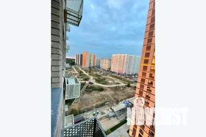 1-к квартира, посуточно, 38м2, 12/22 этаж