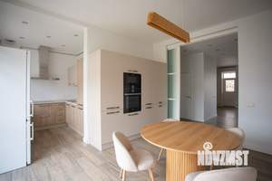 3-к квартира, на длительный срок, 127м2, 2/3 этаж