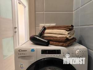2-к квартира, посуточно, 37м2, 22/40 этаж