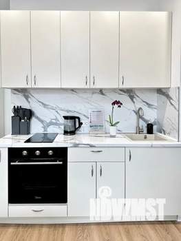 Студия квартира, посуточно, 27м2, 2/17 этаж